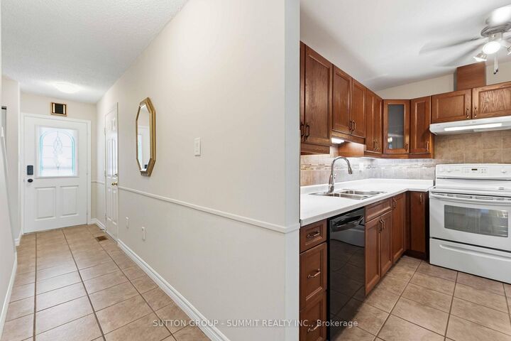 Property Photo: 1396 Upper Ottawa Street 27 ON L8W 1R1