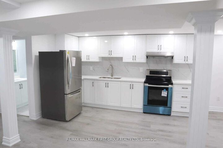 Property Photo:  1627 Baggins Street Lower  ON L1W 1H2 