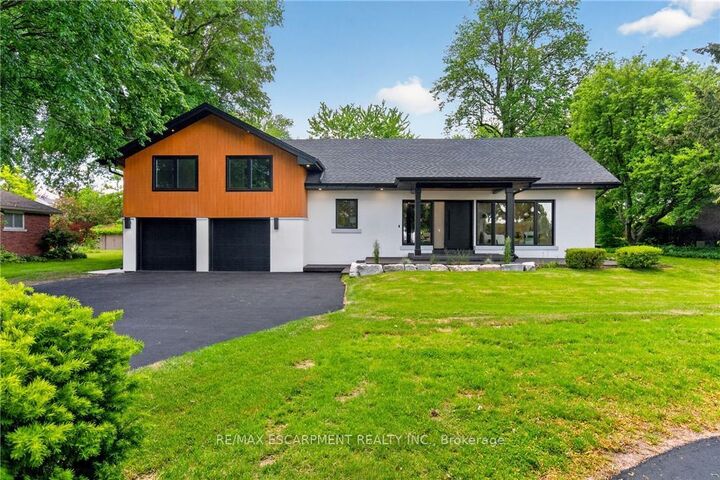 Property Photo: 274 Mountain Brow Boulevard ON L8T 1A6