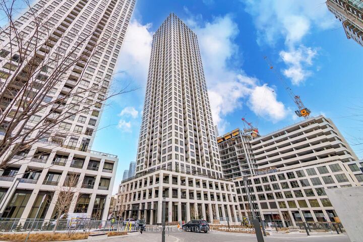 30 Elm Drive 610 — photo 1