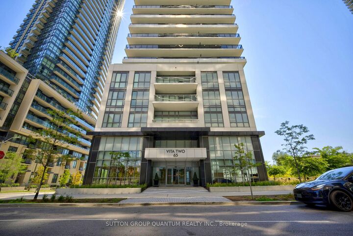 Property Photo: 65 Annie Craig Drive 602 ON M8V 0G3
