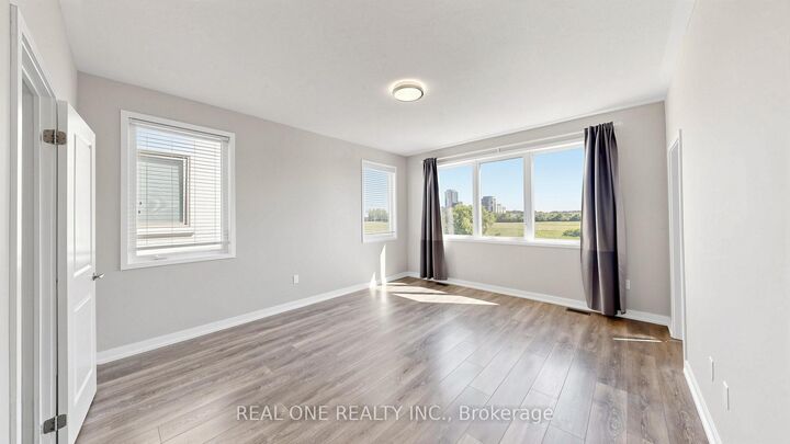 Property Photo: 3151 Mintwood Circle ON L6H 0N9