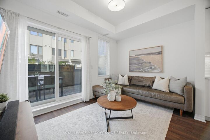 Property Photo:  50 Thomas Mulholland Drive 3  ON M3K 0B5 