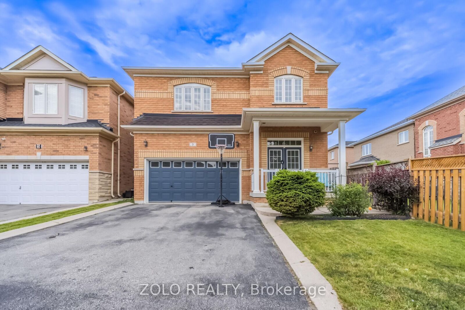 Property Photo:  3 Tennant Drive  ON L6R 0E5 
