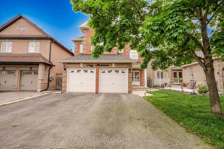 13 Tarquini Crescent — photo 1