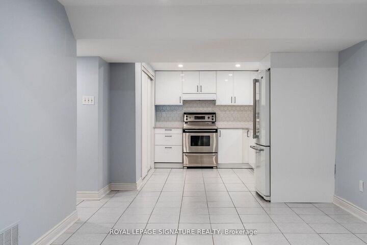 Photo de la propriété:  6 Robert Street  ON L3R 8Z3 