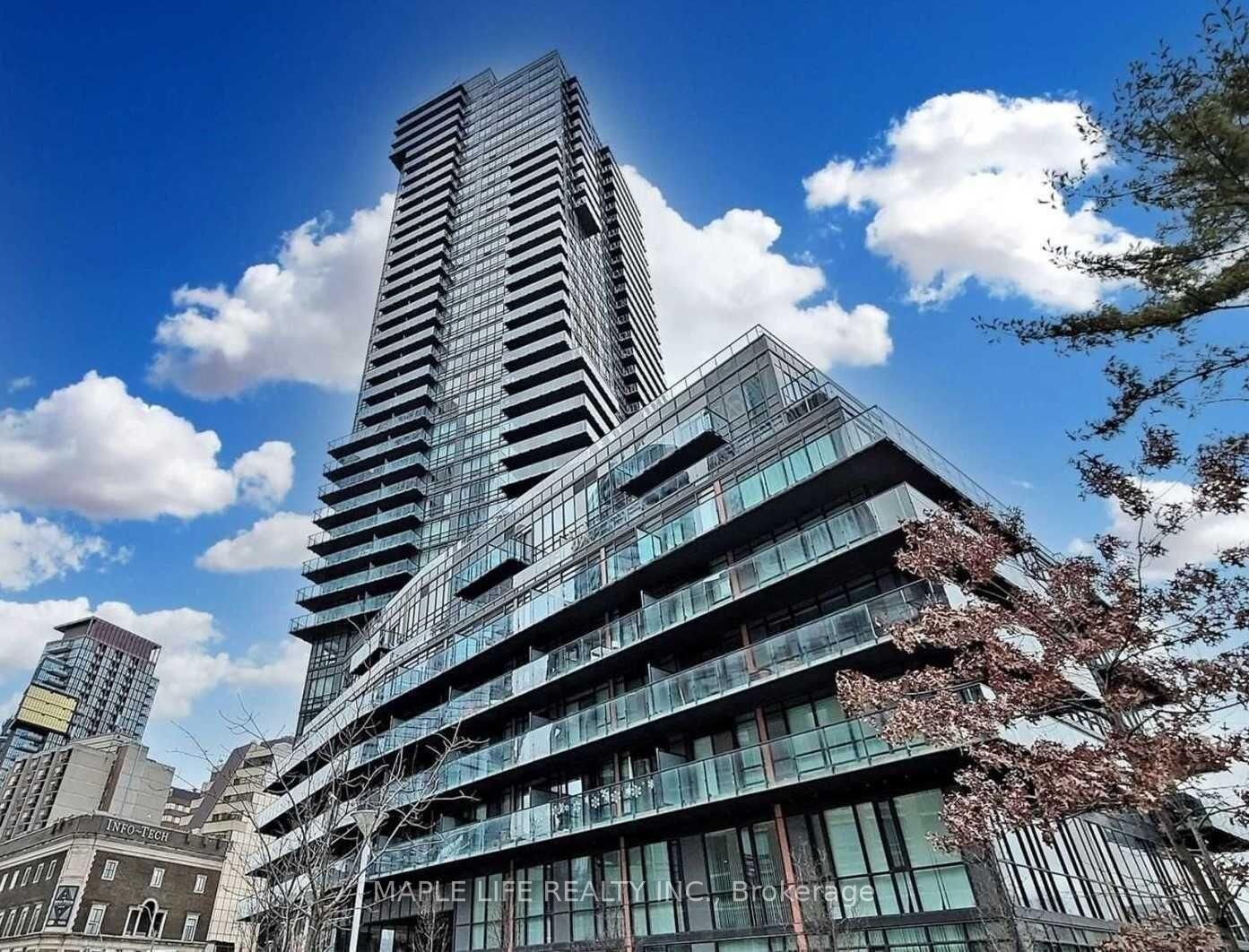 Property Photo: 825 Church Street 702 ON M4W 3Z4
