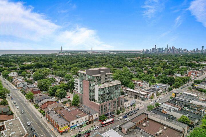 2055 Danforth Avenue 903 — photo 1