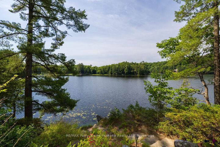Property Photo: 509 Horseshoe Lake Wa (Bear Lane) N/A ON P2A 2W8
