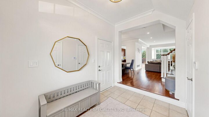 Property Photo:  3275 Stalybridge Drive 10  ON L6M 0L2 