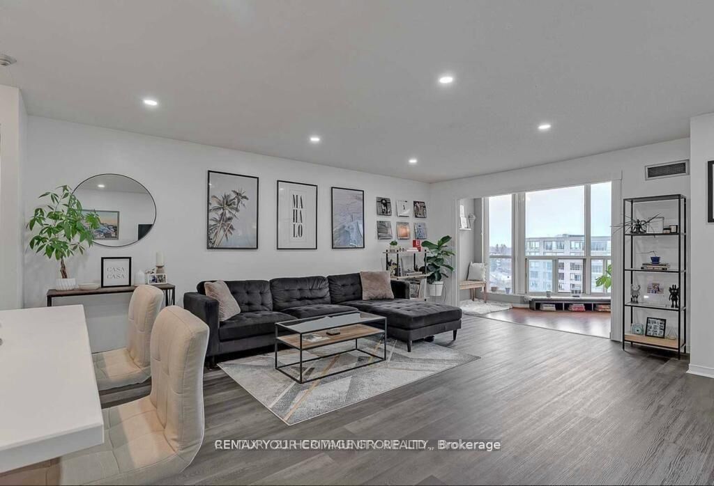 Property Photo: 309 Major Mackenzie Drive 1014 ON L4C 9V5