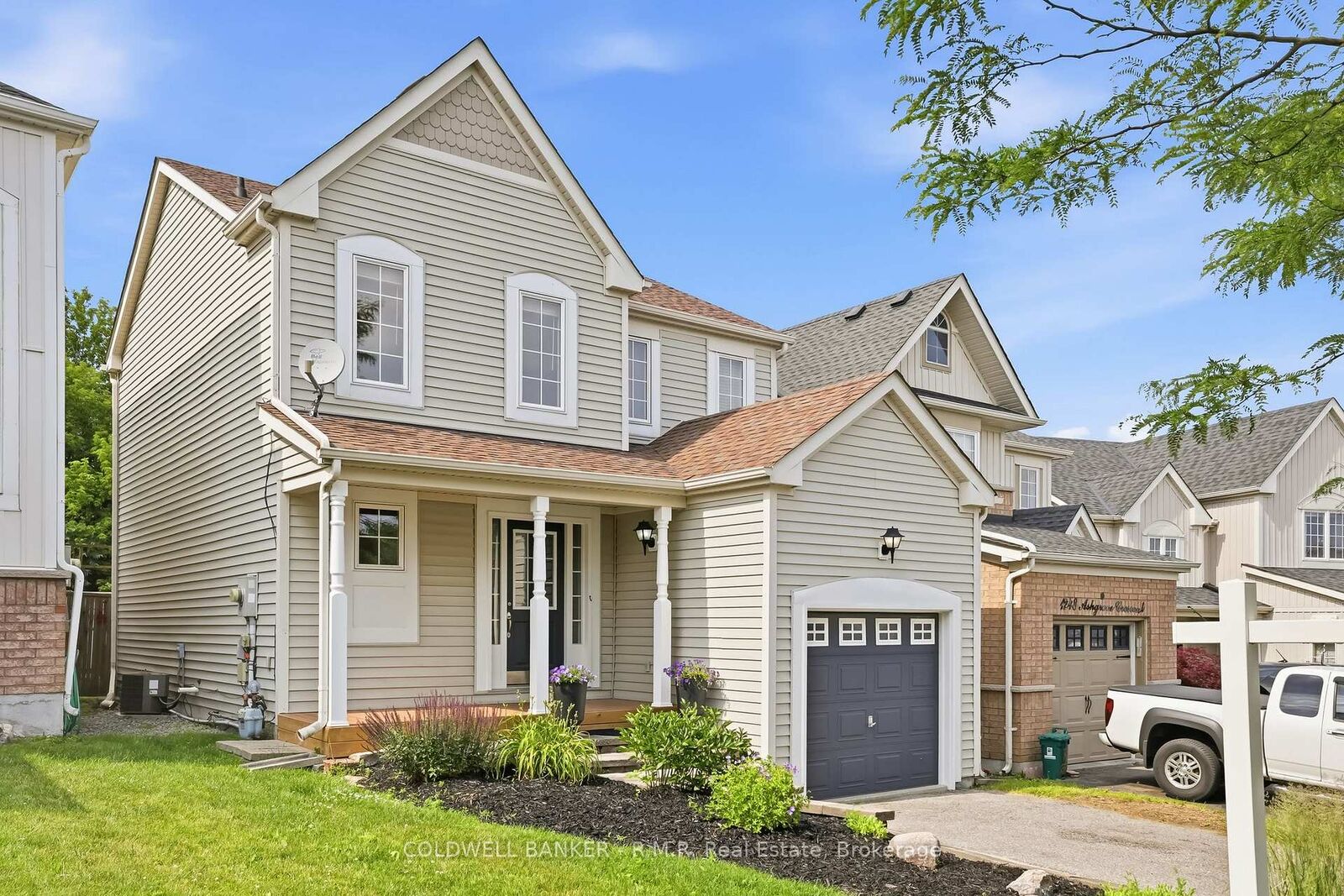 Property Photo:  1244 Ashgrove Crescent  ON L1K 3A4 
