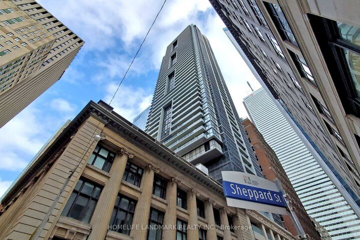 Property Photo: 70 Temperance Street 903 ON M5H 0B1