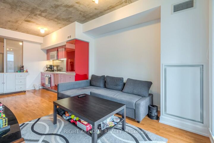 Property Photo: 20 Minowan Miikan Lane 419 ON M6J 0E5