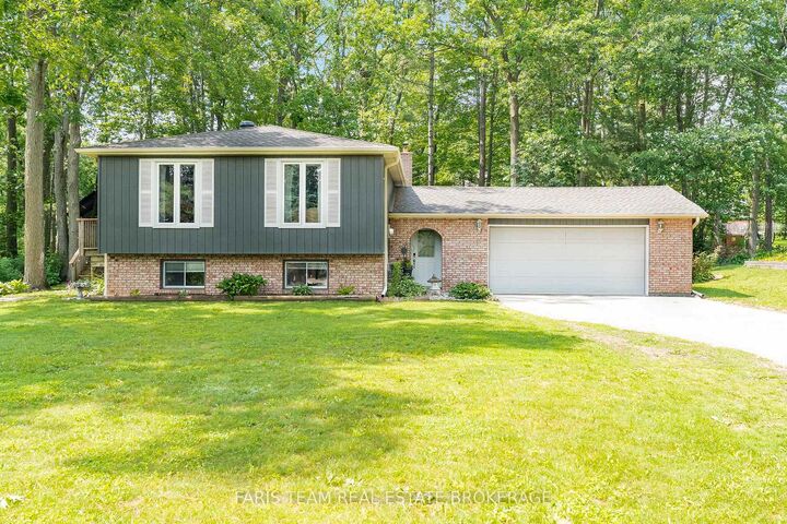 Property Photo:  1202 Sunnidale Road  ON L4M 4S4 