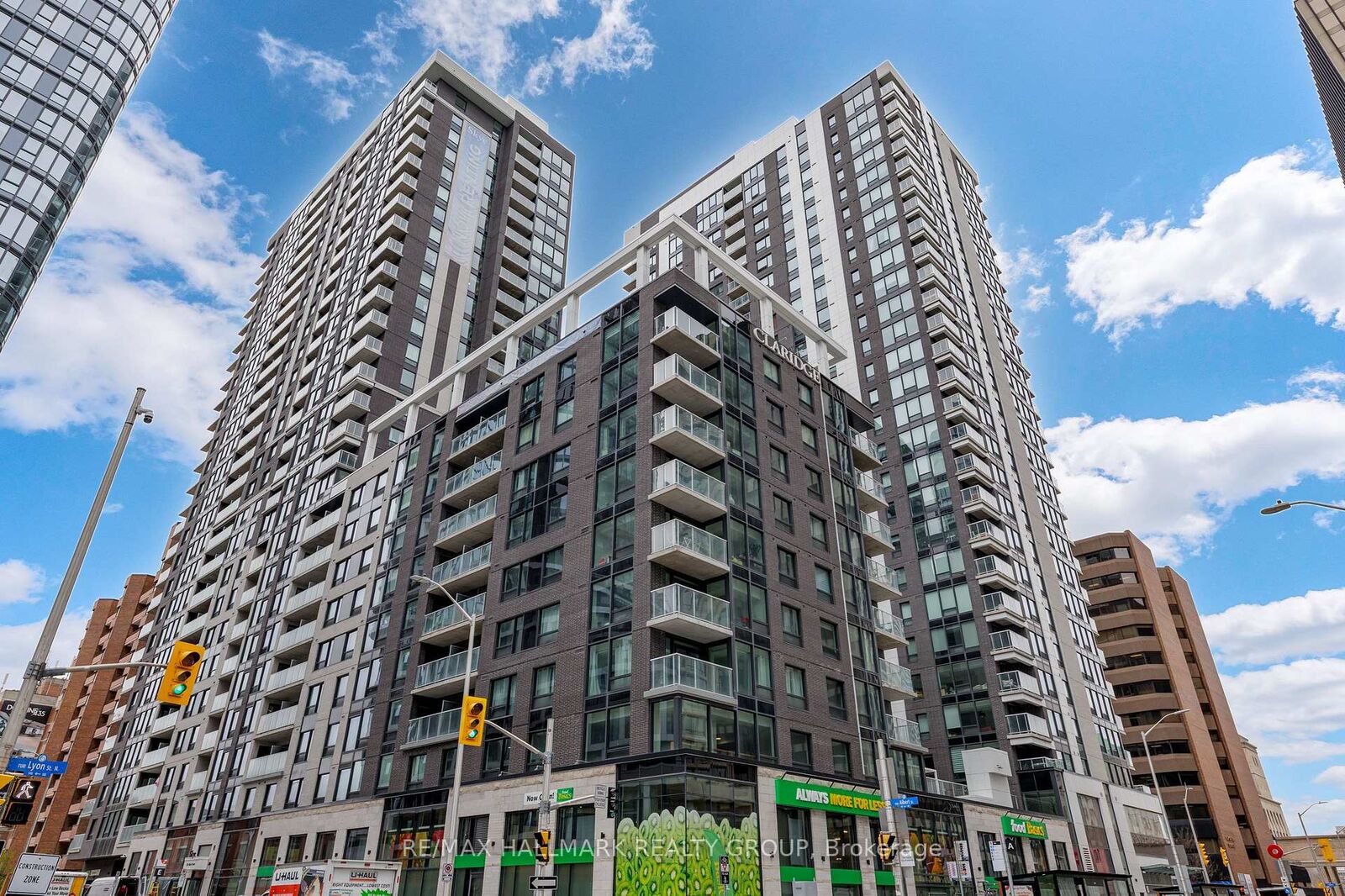 Property Photo: 340 Queen Street 701 ON K1R 0G1