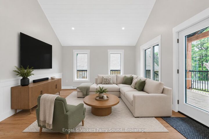 Property Photo: 46 Forest Street ON P2A 2P9