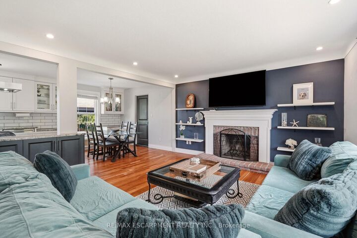 Property Photo: 18 Fireside Drive ON L8N 2Z7