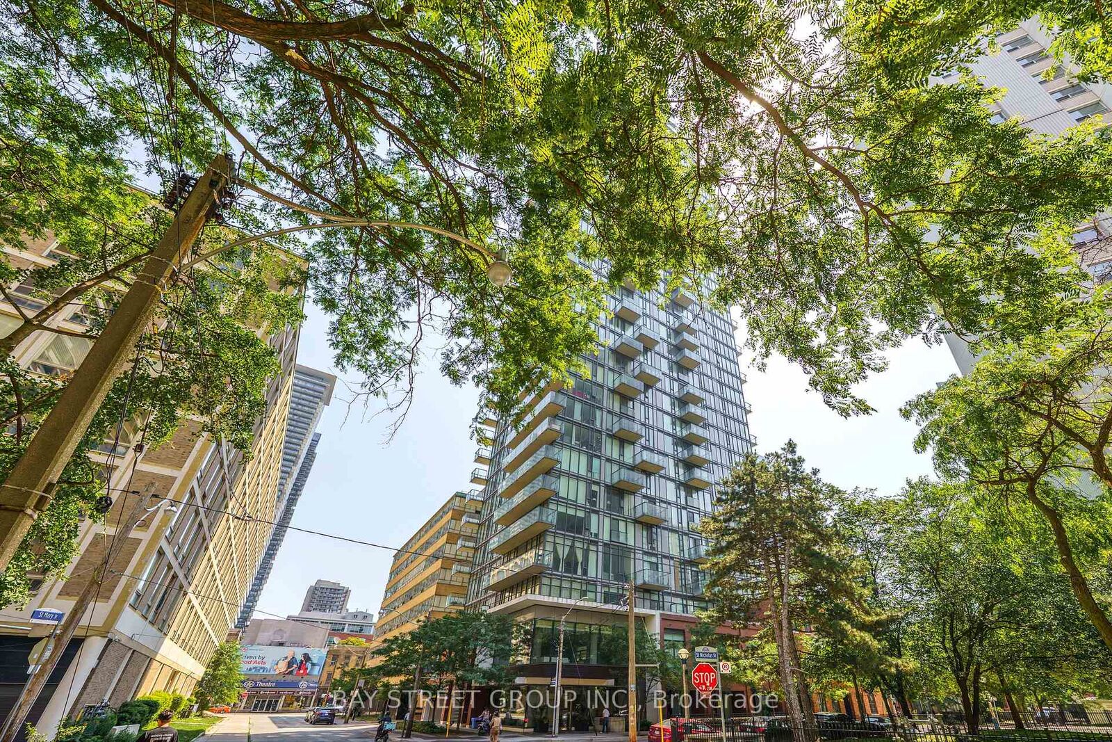 Property Photo:  75 St Nicholas Street 809  ON M4Y 0A5 