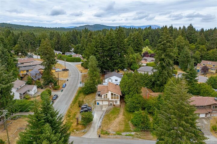 Property Photo:  2299 Macfarlane Cres  BC V0R 2W0 
