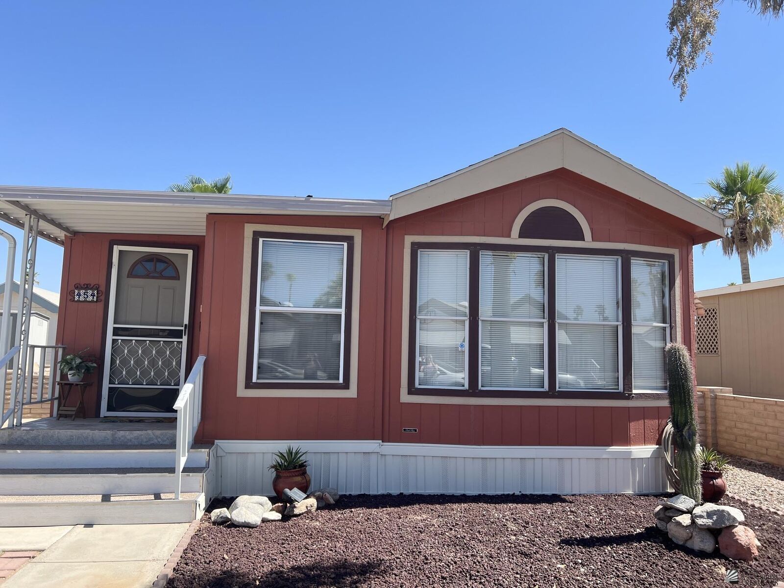 Property Photo: 5707 E 32 St #454 AZ 85365