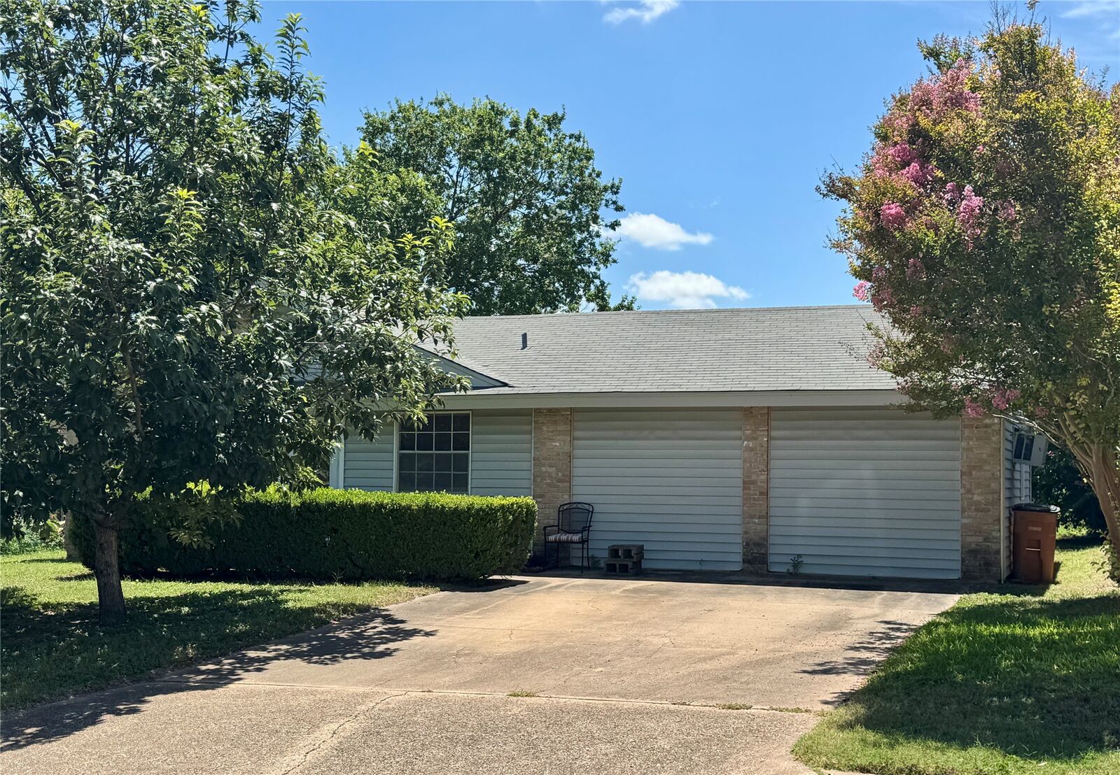 Property Photo:  5813 Cedardale Drive  TX 78745 
