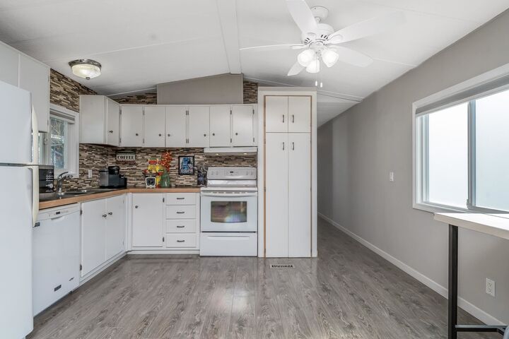 Property Photo: 2315 198 Street 33 BC V2Z 1Z1