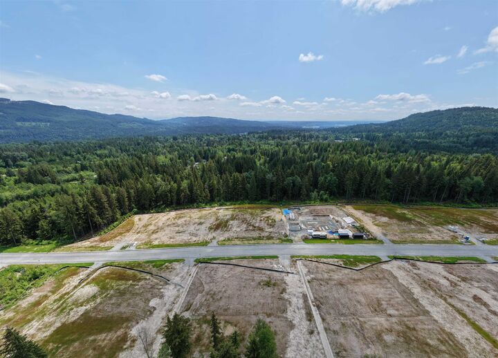 Property Photo: 30365 Endo Avenue BC V4S 1C6