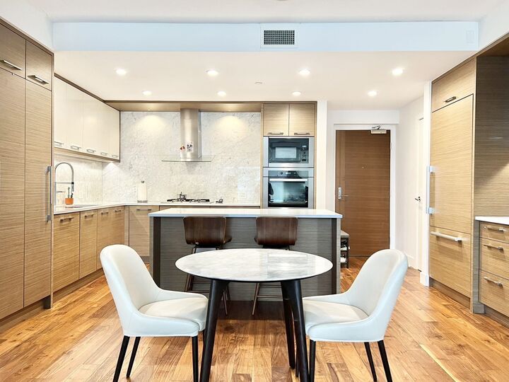 4360 Beresford Street 1003 — photo 1