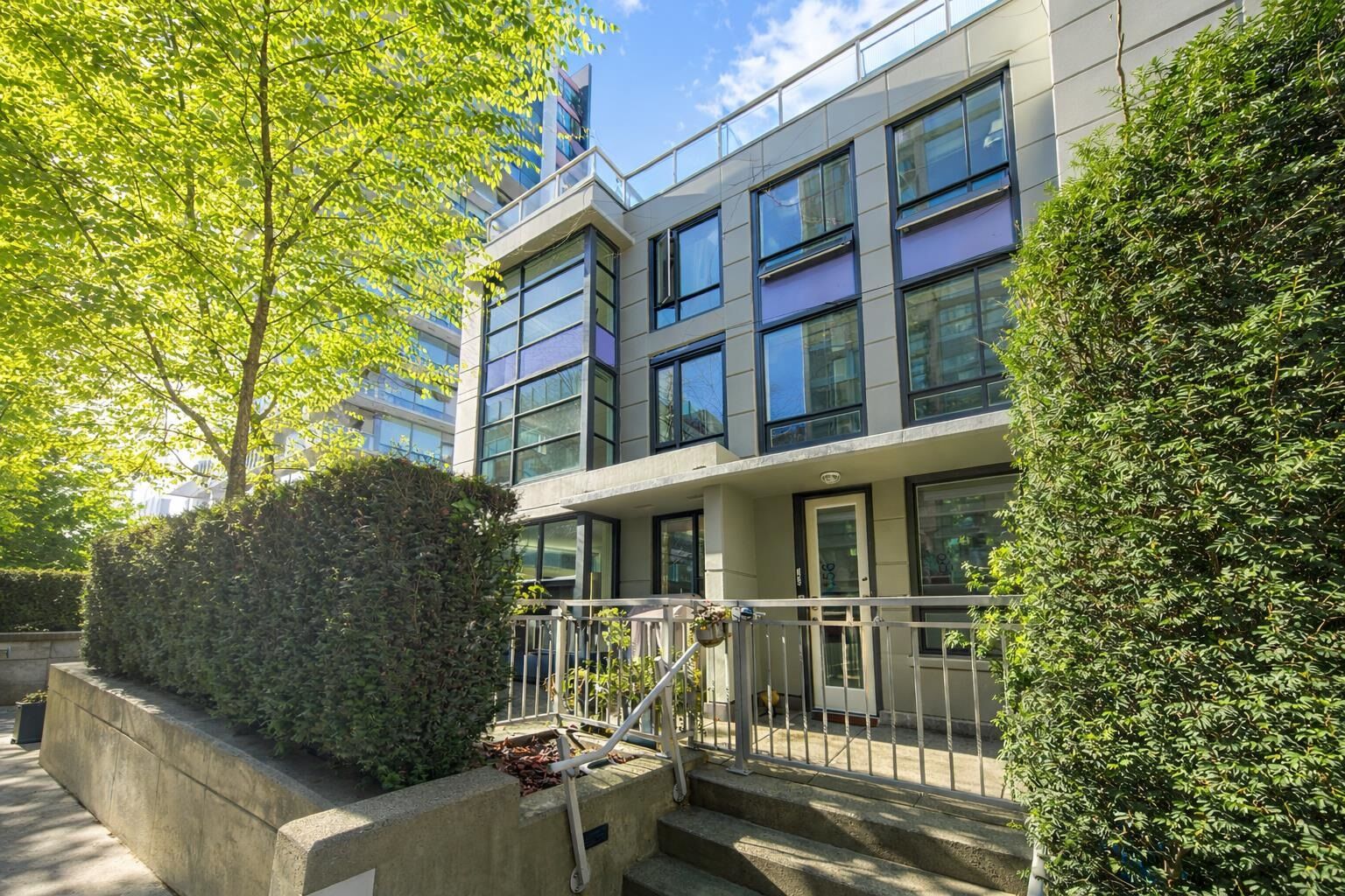 Property Photo: 156 W 1st Avenue BC V5Y 0H6