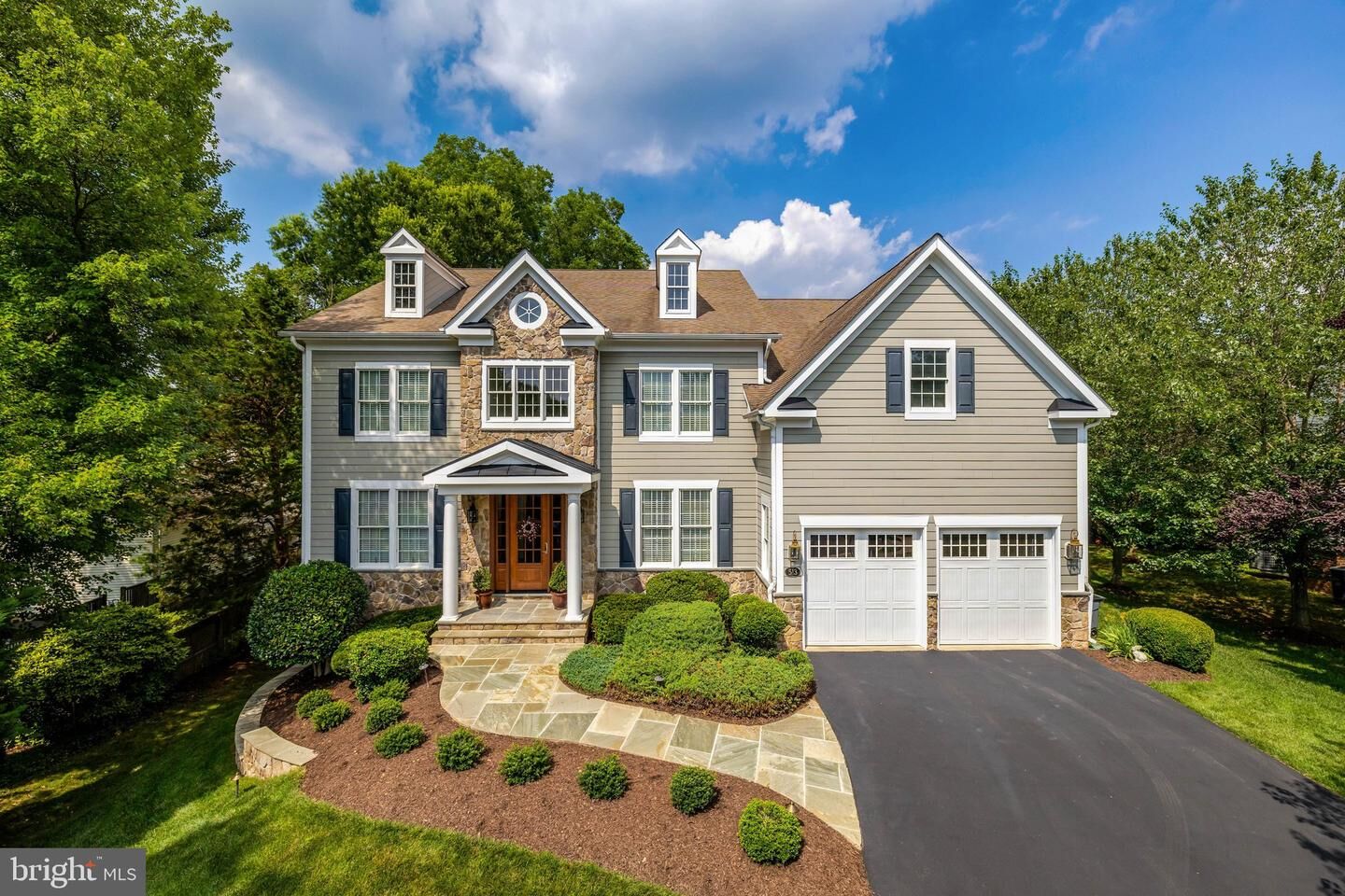 Property Photo:  513 John Marshall Drive NE  VA 22180 