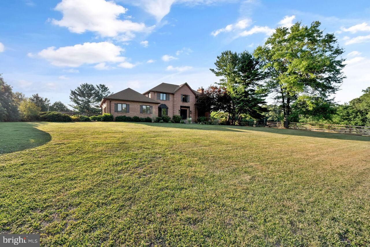 Property Photo: 2 Arden Valley Court MD 21152