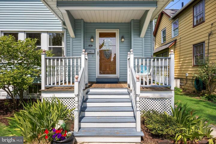 Property Photo:  223 S Warner Street  NJ 08096 
