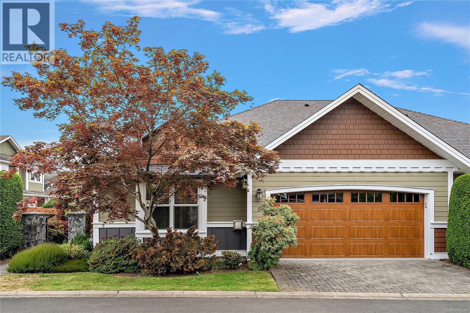 Property Photo: 10520 McDonald Park Road 5 BC V8L 3J1