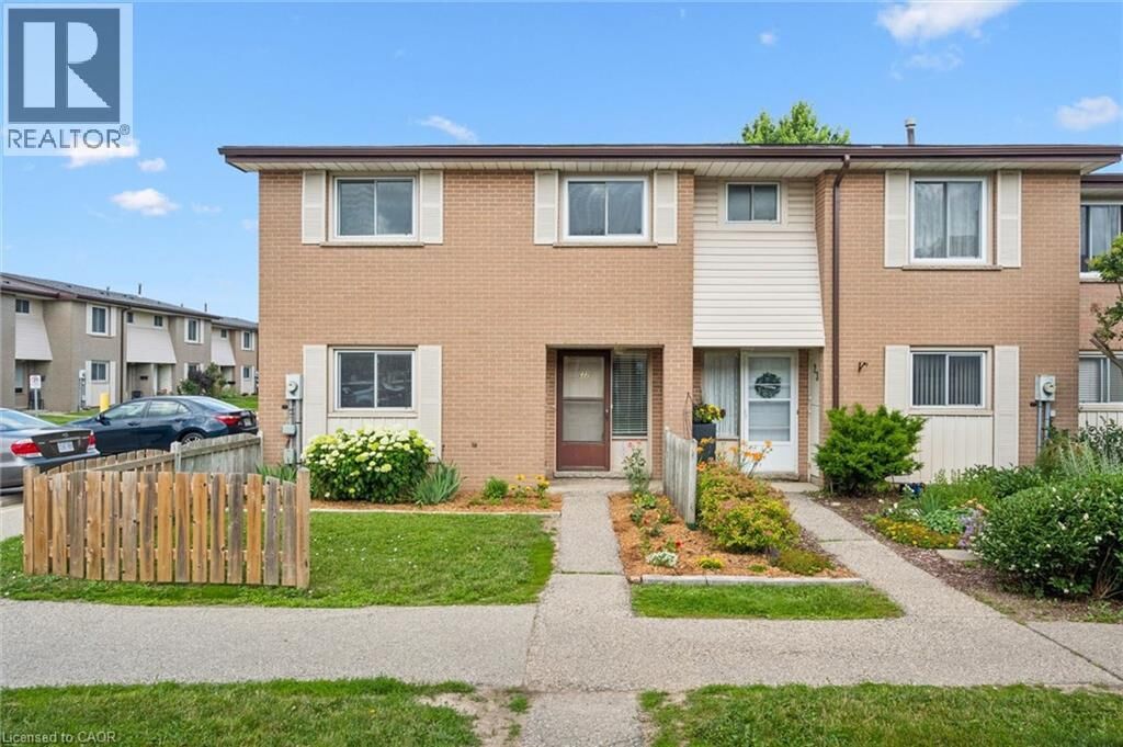 Property Photo:  427 Victoria Road C22  ON N1E 5J0 