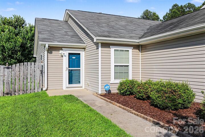 Property Photo:  4432 Kiddle Lane  NC 28110 