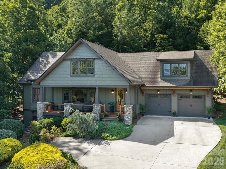 Property Photo: 80 Village Pointe Lane NC 28803