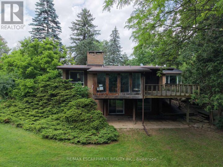 Property Photo:  560 Crane Court  ON L7P 4Y8 