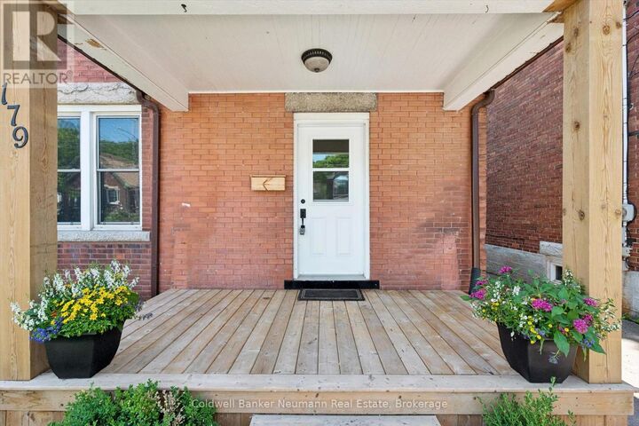 Property Photo:  179 Elizabeth Street  ON N1E 2X5 