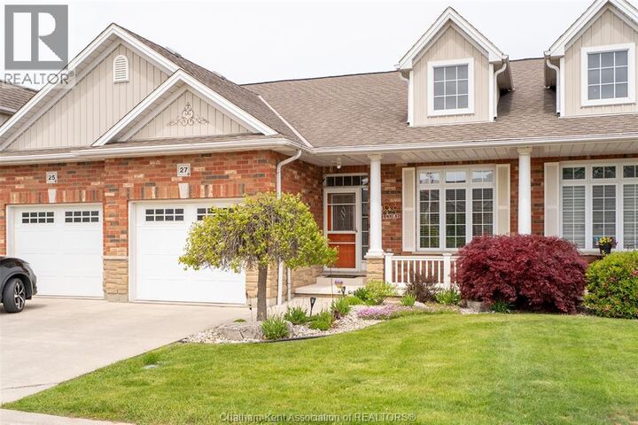 27 McIntosh Avenue — photo 1