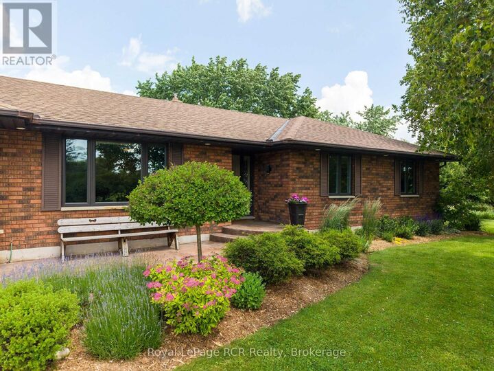 Property Photo: 935 27th Street West ON N4K 0G3