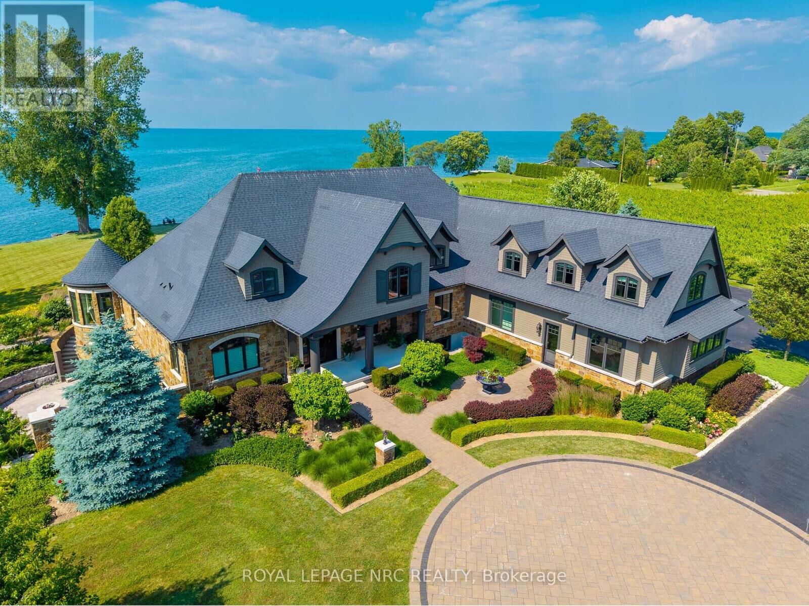 Property Photo: 1234 Lakeshore Road ON L0S 1T0