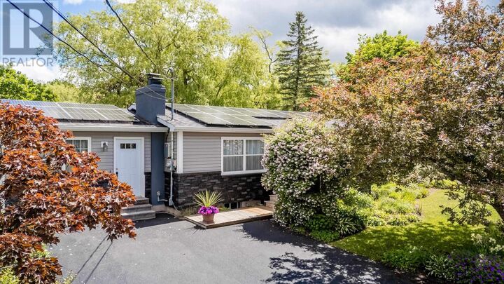 Property Photo: 15 Grandview Drive NS B4P 1W5