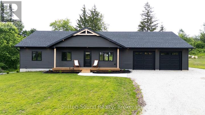 115 Gordon Street South — photo 1
