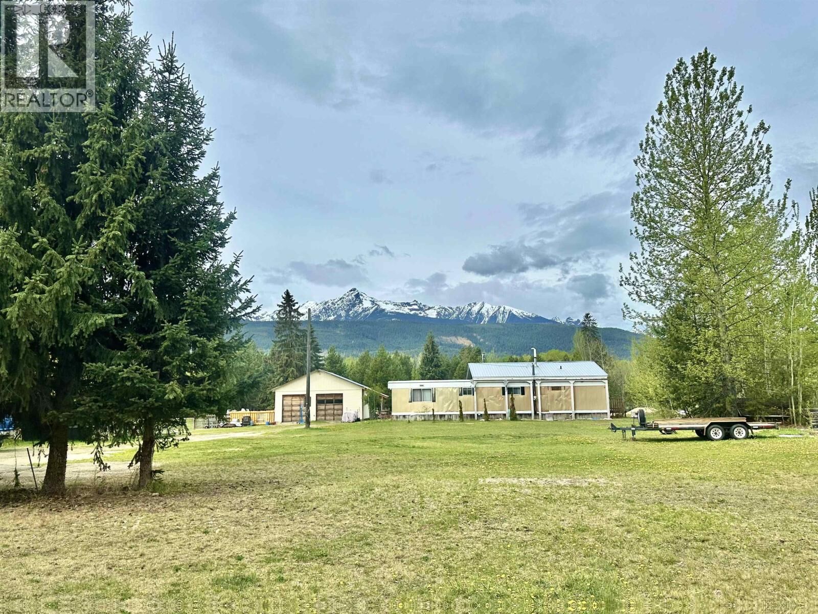 Property Photo:  1355 King Road  BC V0E 2Z0 