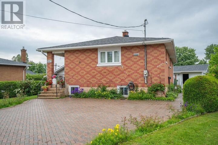 Property Photo:  595 Korah Rd  ON P6C 4J6 