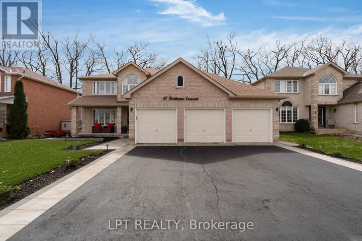 Property Photo: 47 Northview Crescent ON L4N 9T4