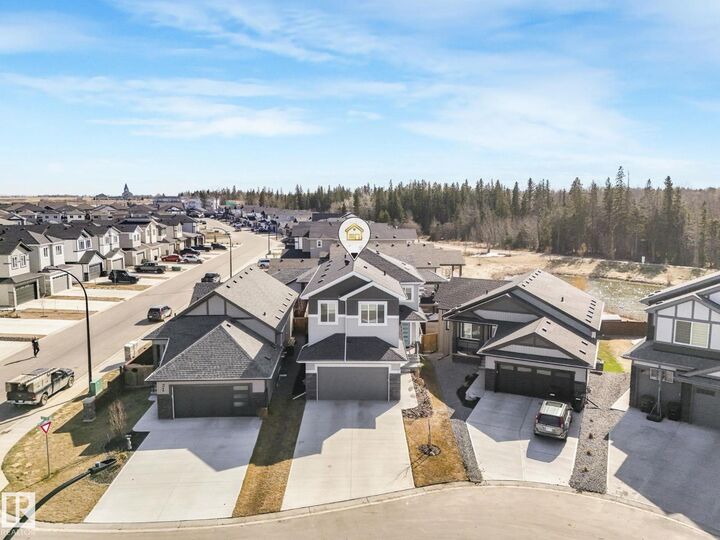 Property Photo: 19 Holt Cv AB T7X 2W9