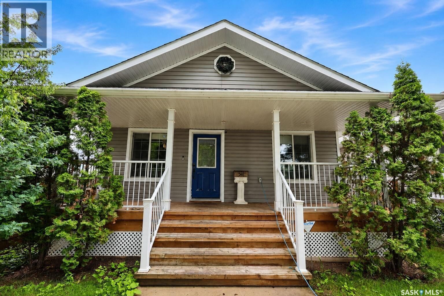 Property Photo: 546 11th Street E SK S6V 1A9