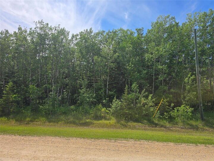 28 Twin Pine Road — photo 1